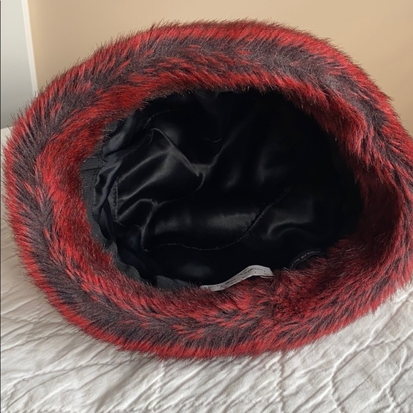 Gilles Francois Hat - Picture 4 of 7